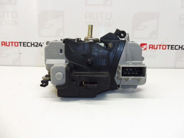 Cerradura puerta delantera derecha Citroën Xsara Picasso conector cuadrado 9136J3