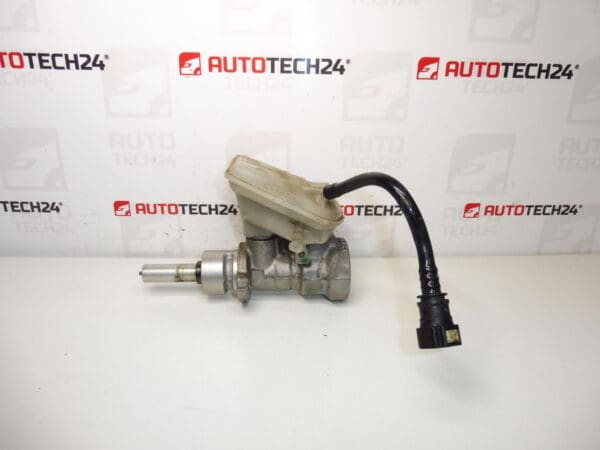 Cilindro maestro de freno Bosch Citroën Peugeot 0204123596 22472579 4601L2